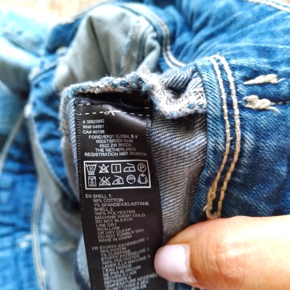 Forever 21 Distressed denim jacket, size M - Picture 7 of 7